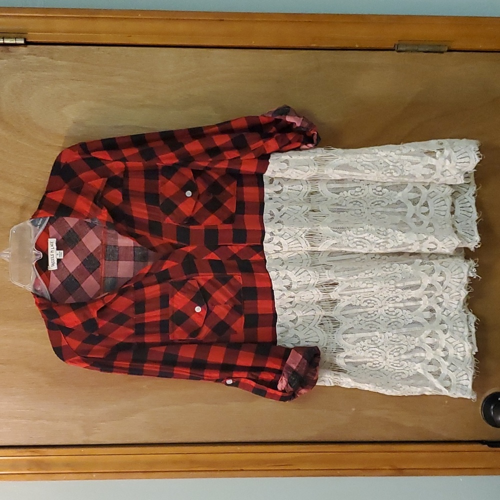 Tassels N Lace shirt dress size small worn